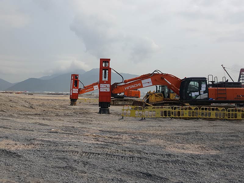 Rapid impact compactor installed on Excavator